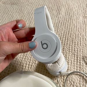 Beats headphones in good condition